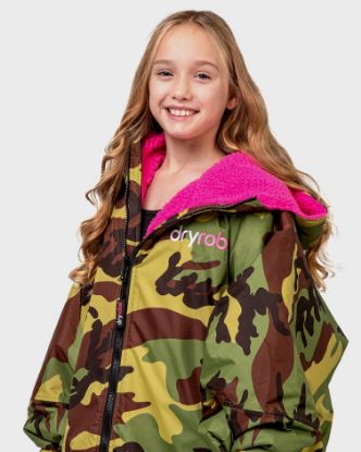 Picture of Kids dryrobe® Advance Long Sleeve - Camouflage Pink
